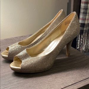 Sparkly gold heels